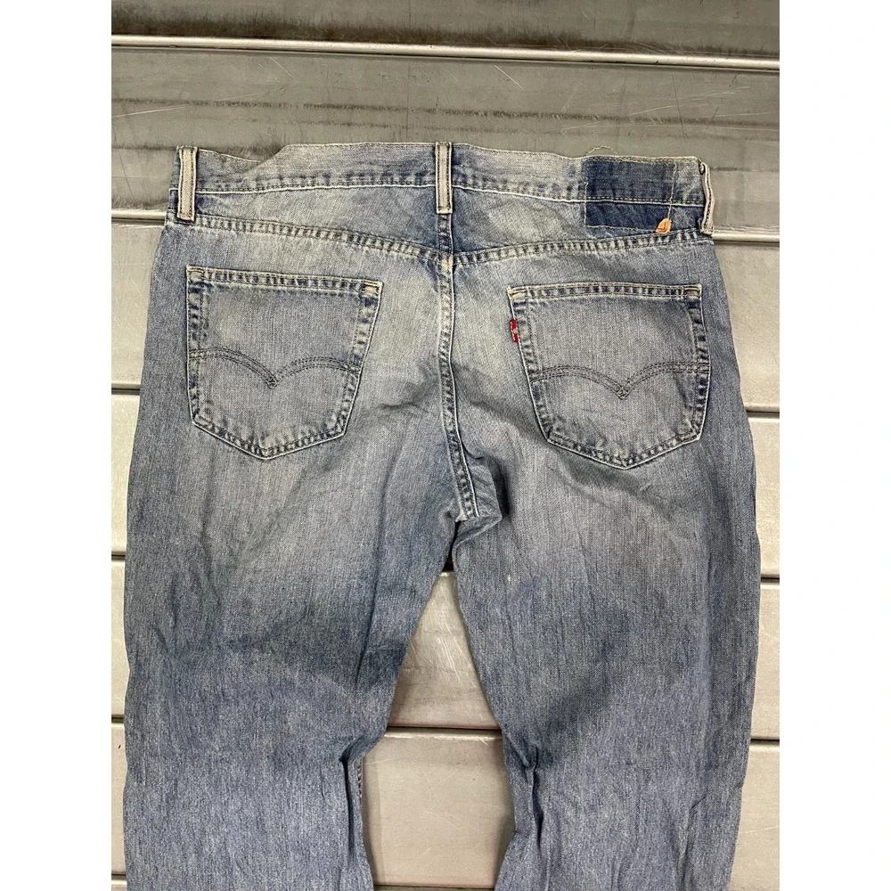 VTG Levis 559 Jeans Mens 36X34 Blue Light Wash Denim Relaxed Straight Distressed